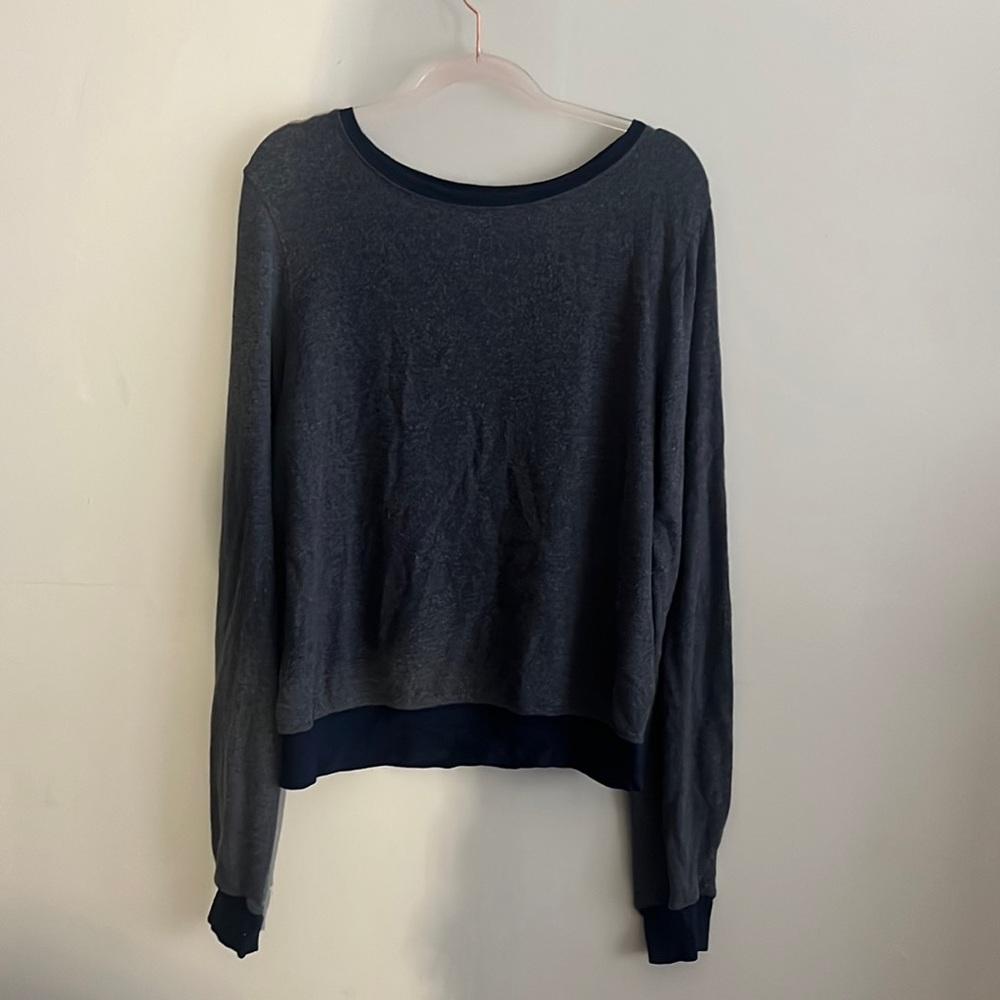 WILDFOX sweatshirt